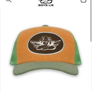 Boys lie hat